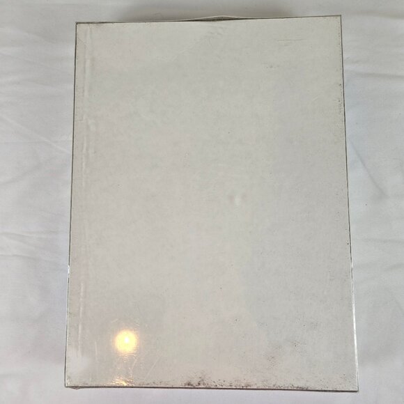 White Mountain Puzzles Sate Birds & Flowers 1000 Piece Jigsaw Puzzle NWT - Picture 8 of 9